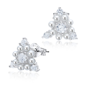  Pearls Arranged In Circle Shaped Ear Stud With Round CZ Crystal